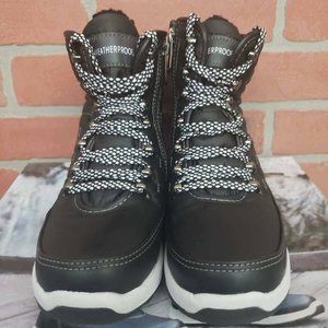 Waterproof Alexa Black Boots Women's Sz 9